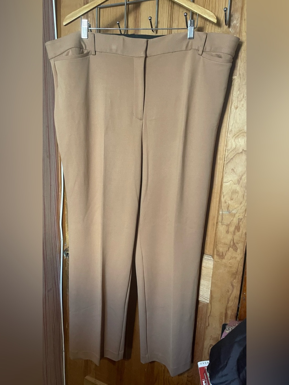 Worthington 22W Ultra Stretch Pointe Straight Leg Dress Pants – Beige/Tan